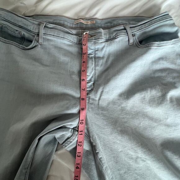 ✨Levi’s Women 311 Shaping Skinny Capri Jeans 22W Mid Rise Stretch Denim - Picture 7 of 8